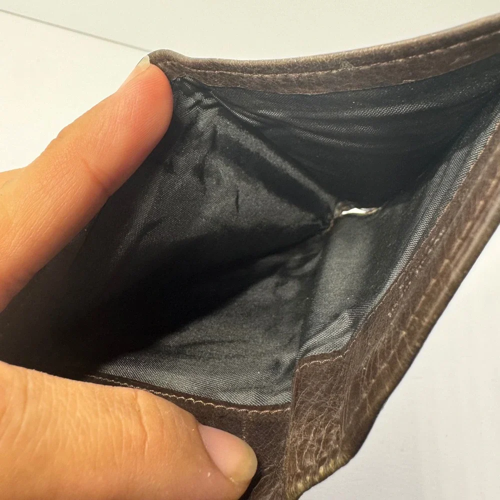 Levi's Men's Dark Brown Rugged Pebbled Leather Bifold Vertical Slim Wallet ID